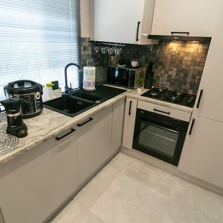Avenue Apartment 모르신 외부 사진